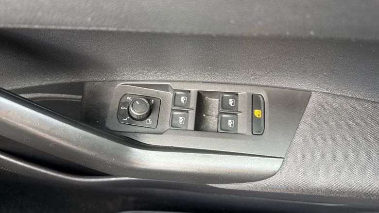 Volkswagen Polo 1.0 TSI Life 5dr Petrol Hatchback